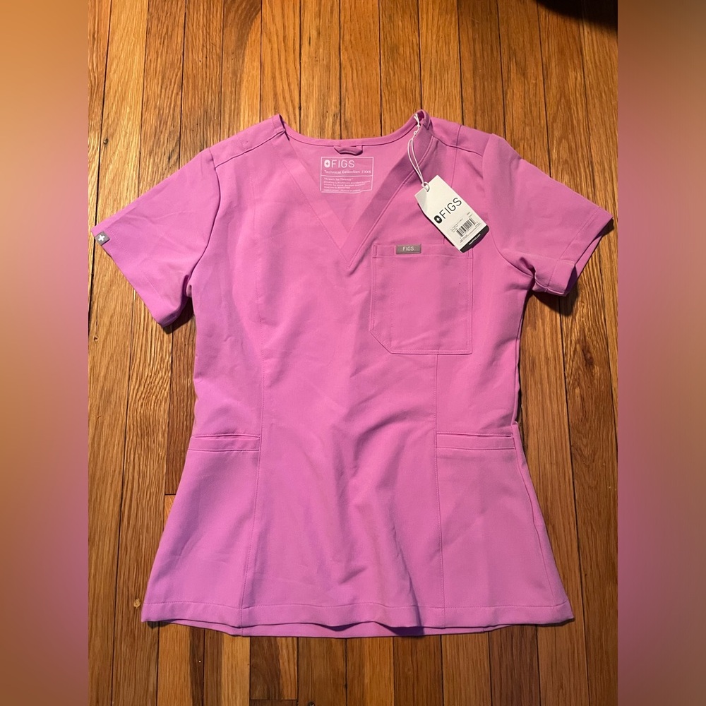 Figs Scrub Top